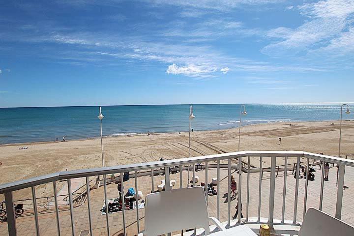 Apartamento Primera Linea Playa Centro De Guardamar Apartment Guardamar del Segura Bagian luar foto